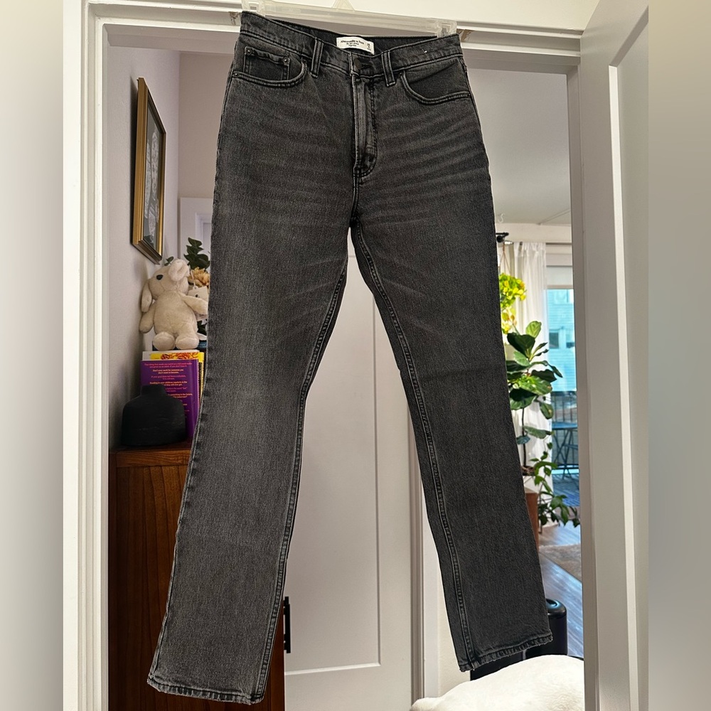 Abercrombie & Fitch W High Rise Jeans